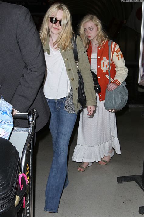 Dakota Fanning No Source High Resolution Beautiful Babe Posing Hot Nude Celebrities Mobile