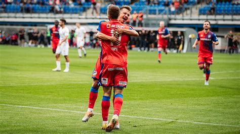 Viktoria Plzen Arrive At Camp Nou In Good Form And Will Pose A Threat