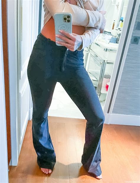 Rita Ora Flashes Her Nude Boob Photos Updated Thefappening