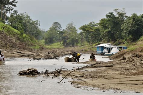 Estiagem impacta calendário letivo no Amazonas PIM Amazônia