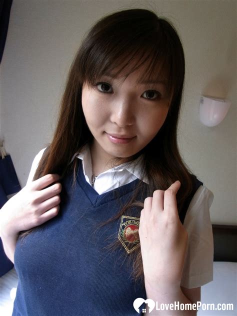 Busty Amateur Asian Is A Teasing Goddess Pics XHamster