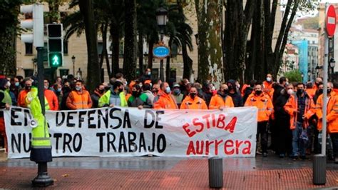 Huelga De La Estiba En Bilbao Solidaridad Entre Fijos Y Eventuales