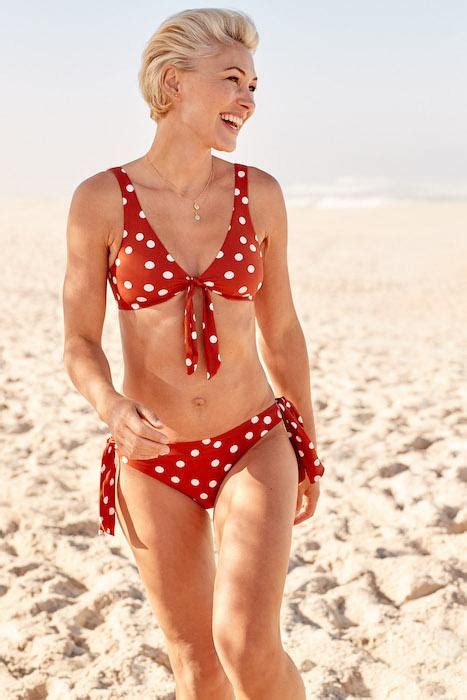 Latest Hot Vicky McClure Bikini Pics