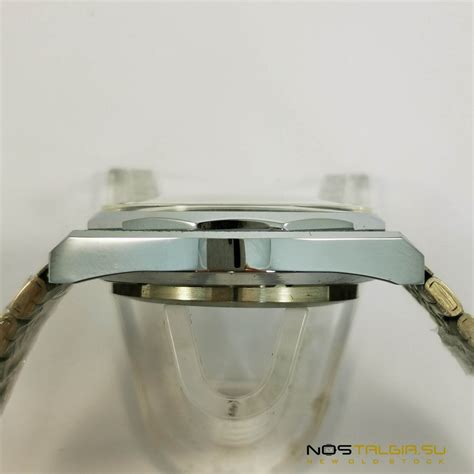 שעון יד "טיסה" 2612.1 ברית המועצות עם לוח שנה בצד, מצב מצוין, חדש עם אחסון