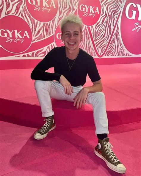 Juliano Floss Pelado Fotos vazadas nude onlyfans nu Audiência da TV