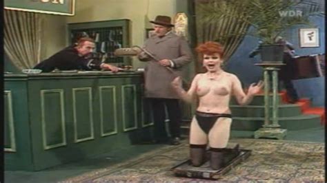 Naked Elisabeth Volkmann In Klimbim