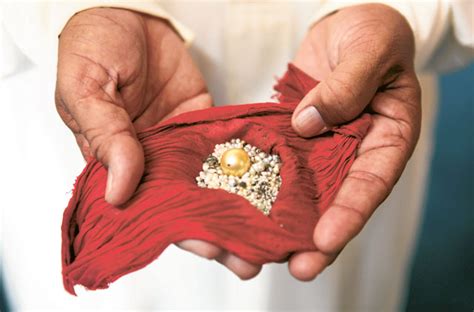 Tour Provides Insight Into Pearl Diving Arts Culture Gulf News