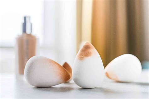 Here S The Correct Way To Clean Your Beauty Blender Trendradars