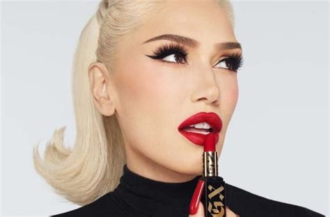 True Babe Gwen Stefani Radio Studio Centrale