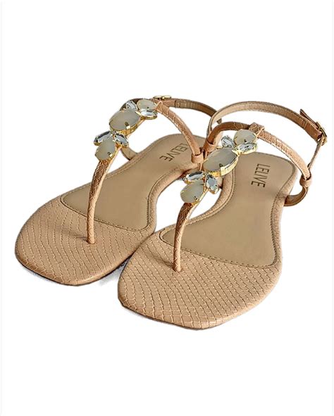 Riachuelo Rasteira Pedras Lídia Nude