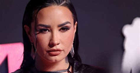 Demi Lovato Am Selbstbewusstesten Wenn Sie Sex Hat Krone At