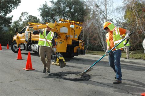 Street Maintenance Gallery | Bureau of Street Services