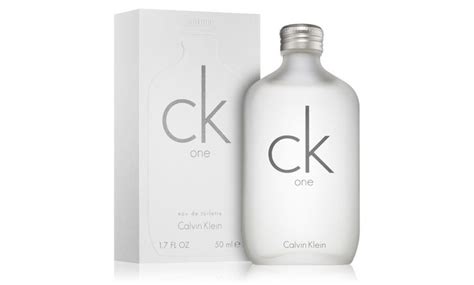 Calvin Klein CK ONE Туалетная вода 50 мл (1263315890)