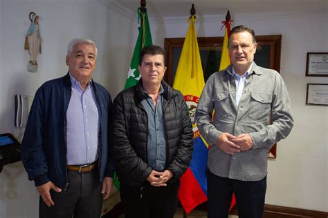 Se Re Ne Mauricio Kuri Con Gobernador De Risaralda En Colombia El