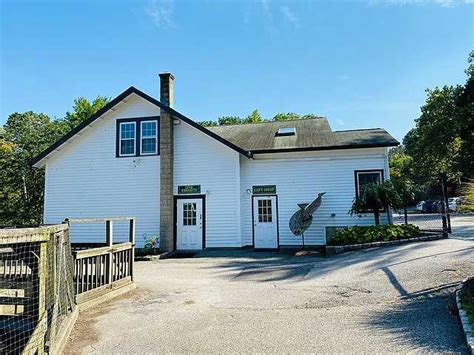 Cold Spring Harbor Fish Hatchery And Aquarium Wikiwand