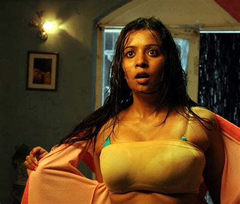 New Movie Pictures Hot Desi Tamil Actress