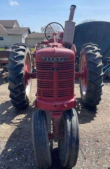 Farmall H 12 Volt Conversion W Loader Sherwood Auctions