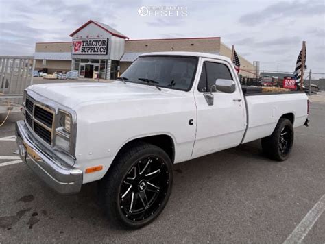 1991 Dodge D250 With 22x10 24 Hostile H109 And 30540r22 Nitto Nt420v And Stock Custom Offsets