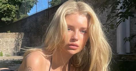 Lottie Moss Dubbed Out Of This World As She Poses On All Fours In Teeny Bikini Daily Star
