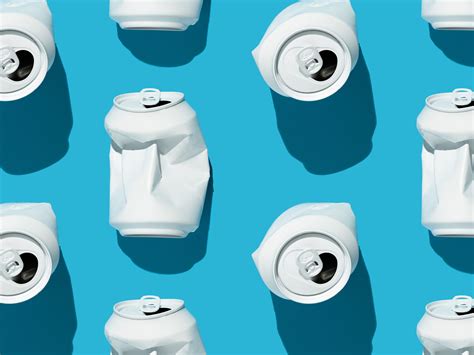 Does Non-Alcoholic Beer Still Cause Bloating? | SELF