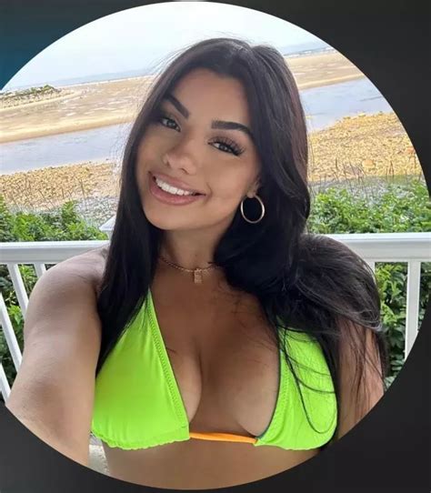 Hottie Nudes Bigtitsinbikinis NUDE PICS ORG