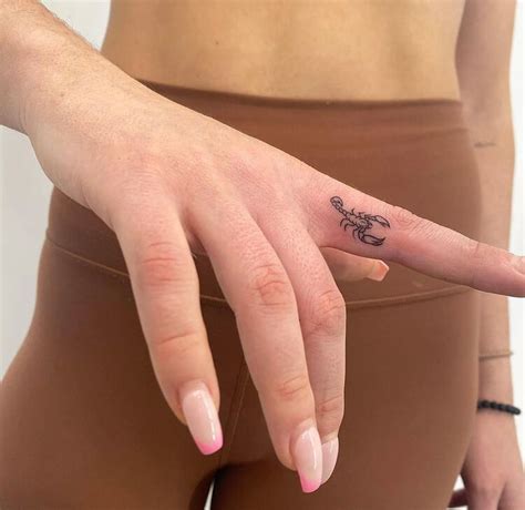 42 Finger Tattoo Ideas Congnghedaiviet Info