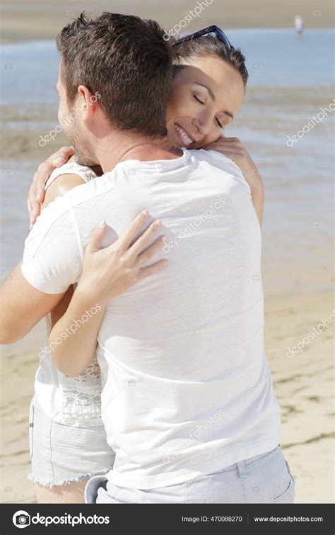 Lovely Couple Hugging Beach Stock Photo by ©photography33 470088270