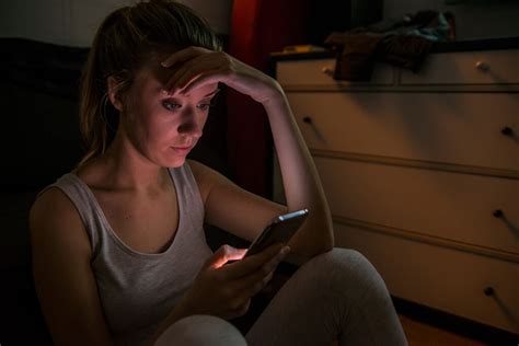 How Social Media Affects Mental Health Effects Of Social Media