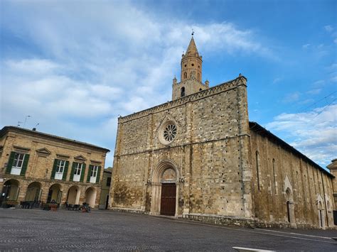 Basilica Concattedrale Di Santa Maria Assunta Atri Italia It