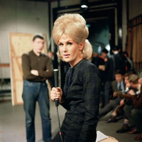 Britains Queen Of Pop 46 Beautiful Photos Of Dusty Springfield In The