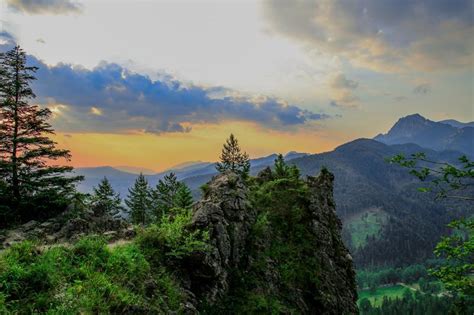 Фотообои горы в каталоге ЭкоПринт