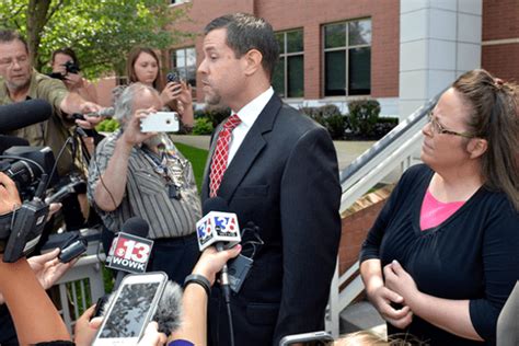 Evangelical Legal Group Asks Supreme Court To Overturn Same Sex Marriage Ruling