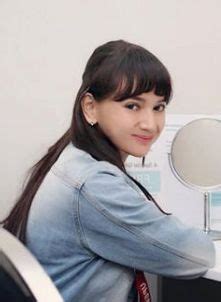 Hot Sexy Angelica Simperler Bikini Pics