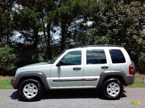 Bright Silver Metallic Jeep Liberty Sport X Photo