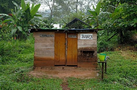 Restrooms Toilets Near Aqua Azul License Image 70205209 Lookphotos
