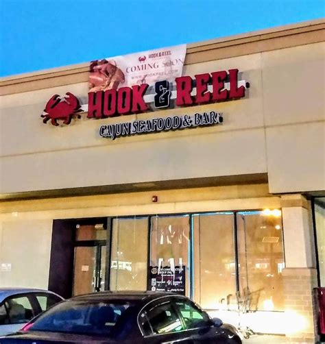 Hook And Reel Cajun Seafood 100 Nj 4 Elmwood Park Nj 07407 Usa