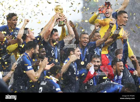 France celebrate with the trophy after winning the FIFA World Cup Final ...