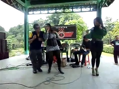 GoYang HOT Pantat Gede YouTube