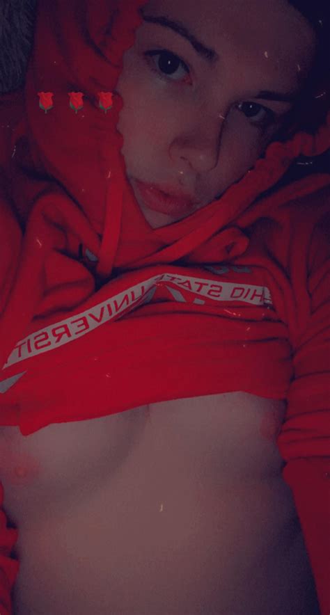 Showing My Tits Scrolller