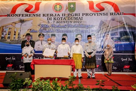 Tuan Rumah Konferensi Kerja Ii Pgri Provinsi Riau Pesan Walikota Dumai