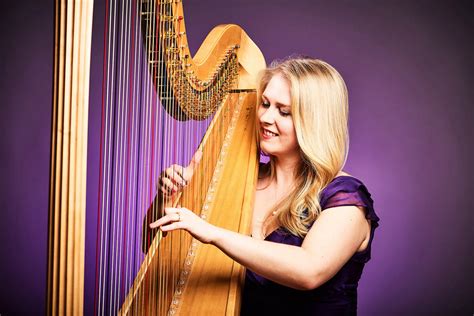 Gwenllian Llyr Welsh Harpist