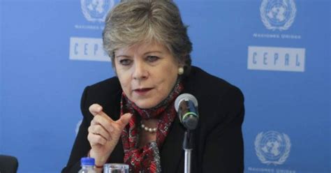 Cepal recorta estimación de caída del PIB de América Latina en 2020 y pide mantener ayudas