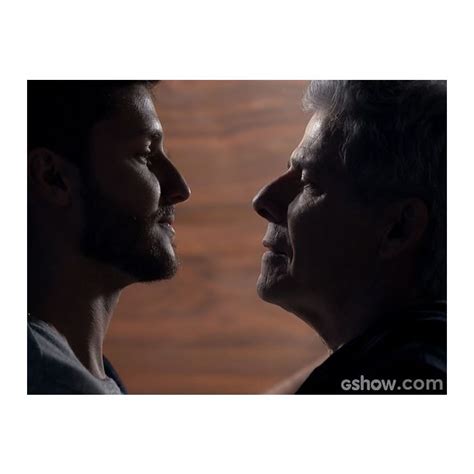 Em Império José Mayer não quis confirmar se vai ter ou não o beijo gay entre o seu personagem