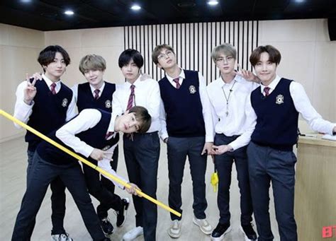 Nhóm nhạc hot nhất trên mạng xã hội BTS vượt trội trước Blackpink TWICE Nhạc quốc tế Việt