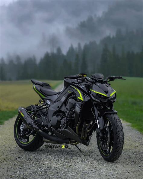 Let S Go Naked Owner Stanzo Bike Kawasaki Z1000R Kawasakih2