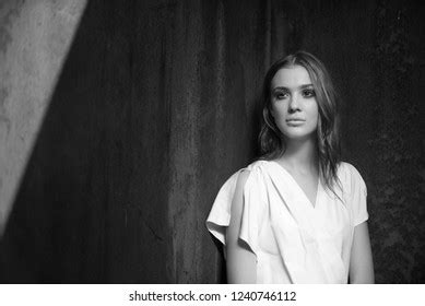 Gorgeous Naked Woman Portrait Closeup Stock Photo Shutterstock