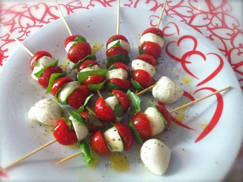 Spiedini Di Mozzarella E Pomodorini Ricette Di Cucina Il Cuore In Pentola