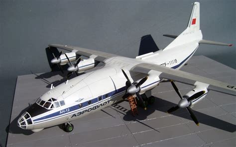 АН-12 БК — Каропка.ру — стендовые модели, военная миниатюра