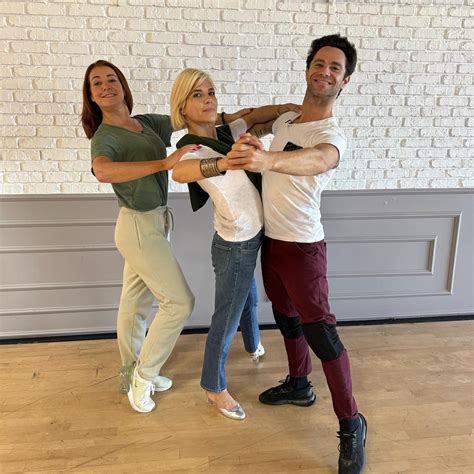 Exclusive Alyson Hannigan Reveals Dancing With The Stars Advice She