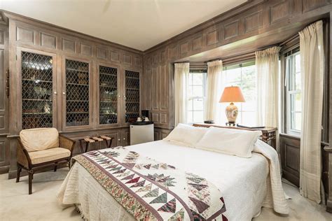 Featured Filming Location Fieldcrest Estate — Locationshub